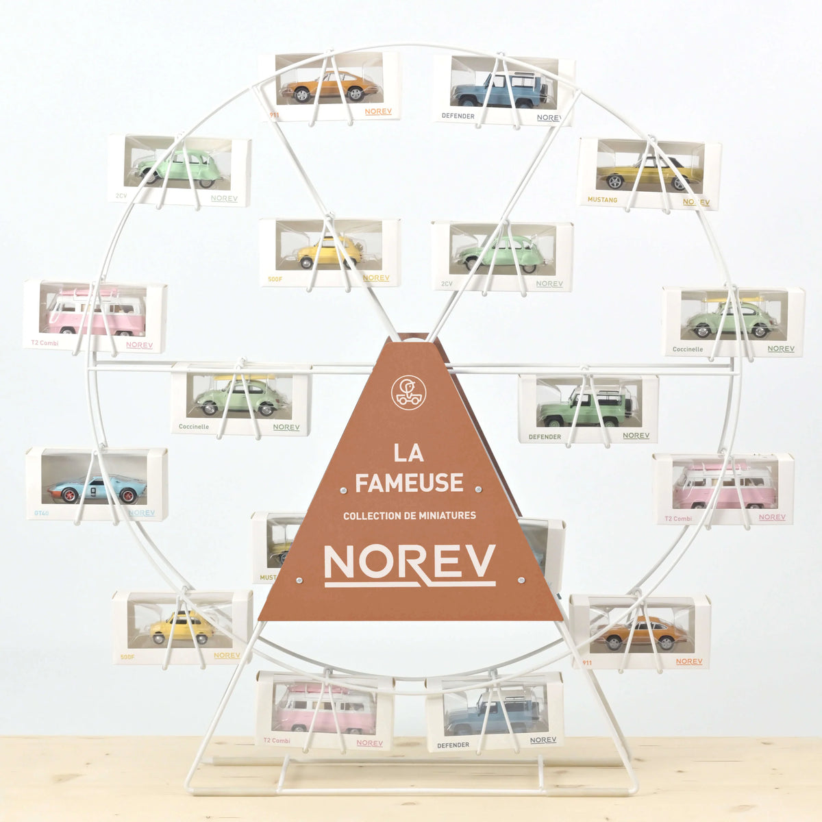 Présentoir Roue Norev Terracotta pour voitures 1/43