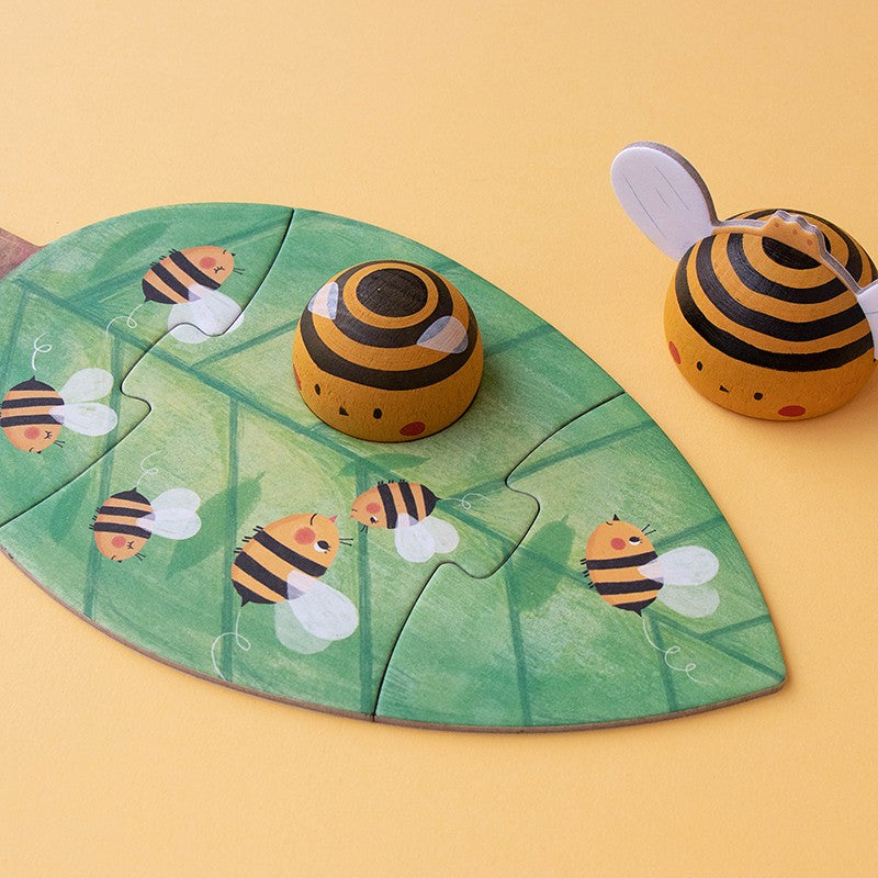 Puzzle à encastrer BZZZ… les insectes en bois