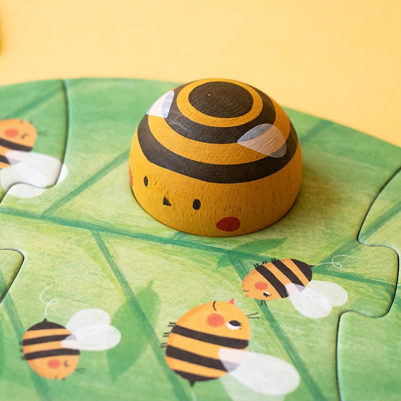 Puzzle à encastrer BZZZ… les insectes en bois