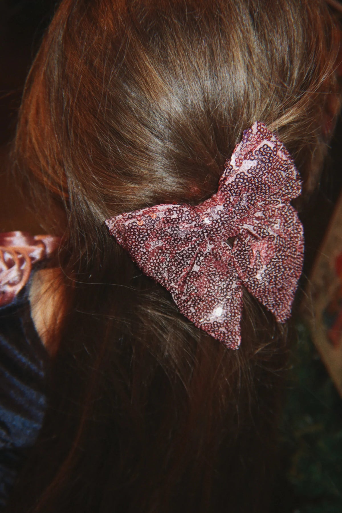 Barrette Tindra à nœud en sequins