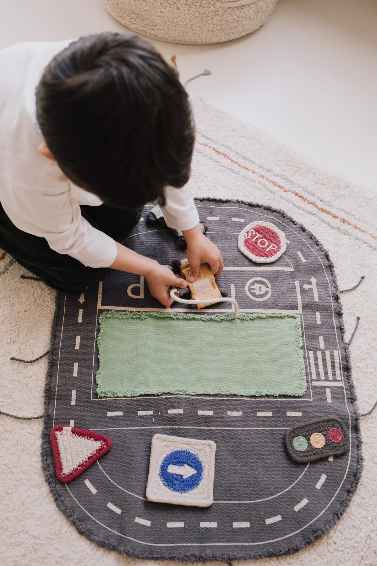 Mini Mondes – Tapis de Jeu Éco-City en Textile Recyclé | Green Toy