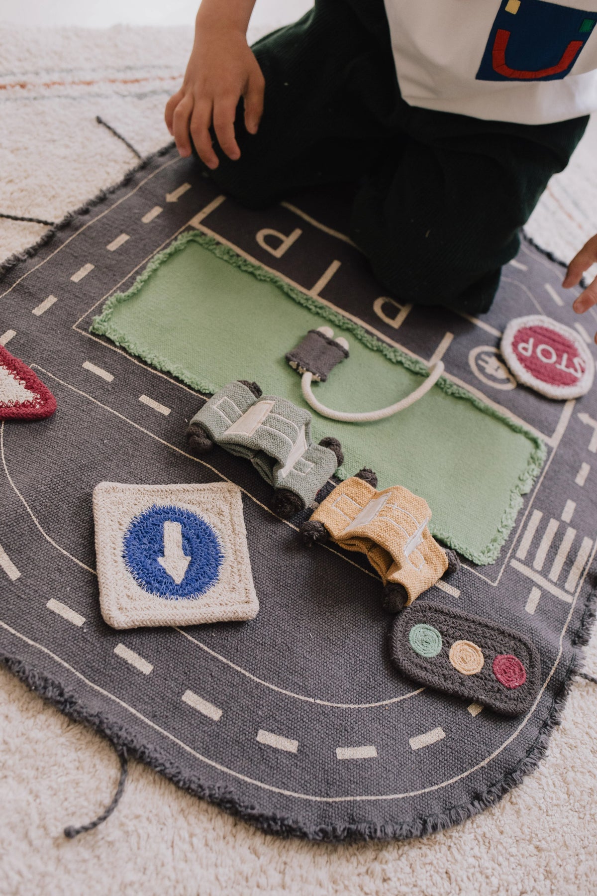 Mini Mondes – Tapis de Jeu Éco-City en Textile Recyclé | Green Toy