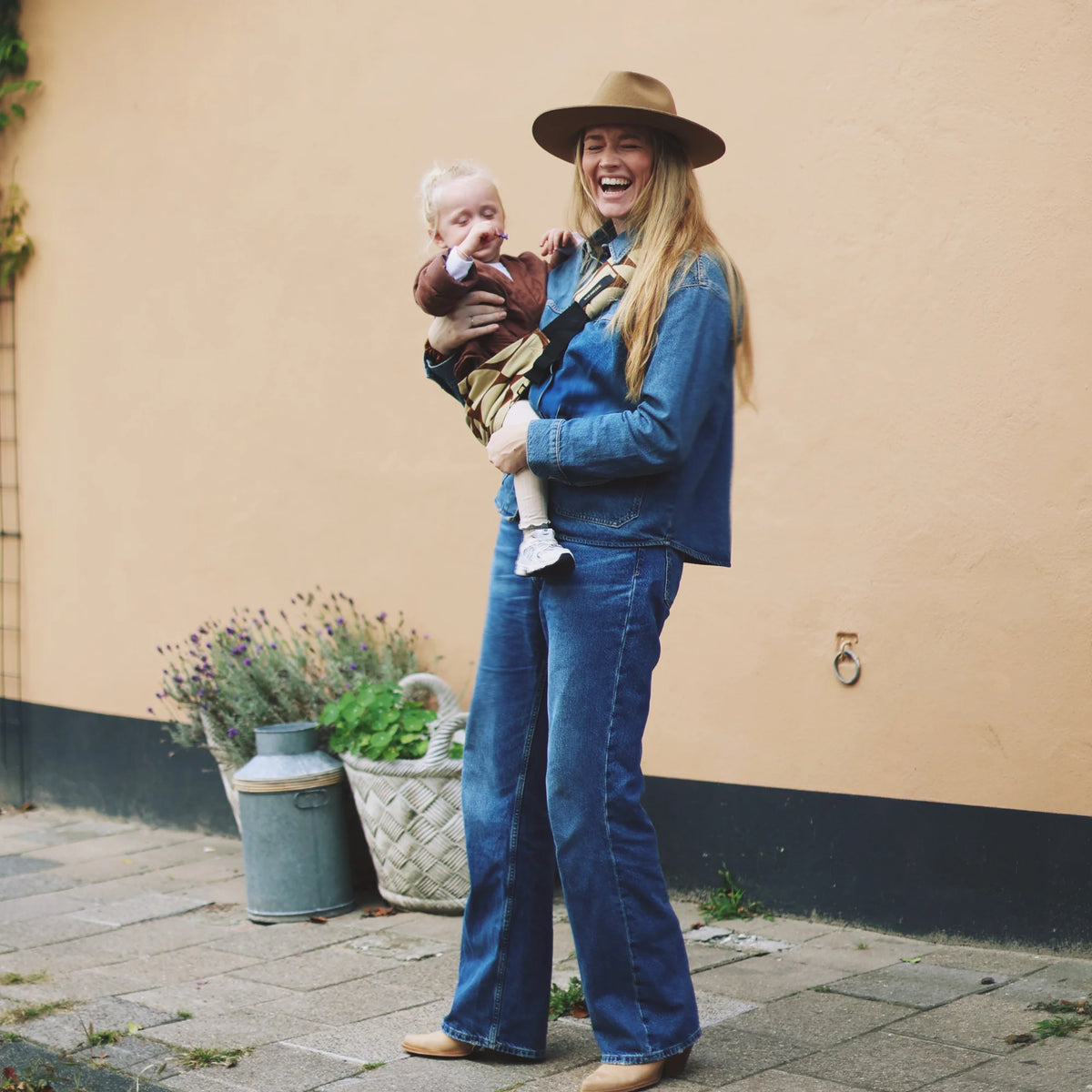Porte-bébé imprimé Wildride – Ergonomique & Léger
